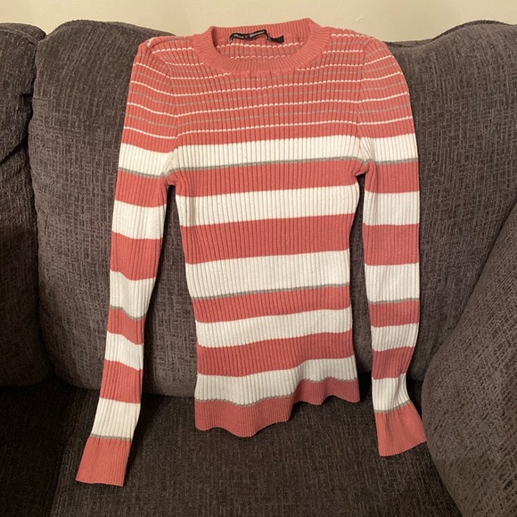 Pink, gray, and white sweater - Picture 1 of 4